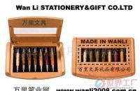 萬(wàn)里制筆木盒 萬(wàn)里筆業(yè)木制筆盒 楓木筆盒 木盒[批發(fā)]_竹木包裝制品_世界工廠網(wǎng)中國(guó)產(chǎn)品信息庫(kù)